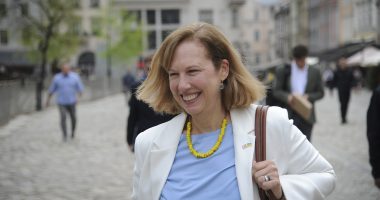 “Nëse kushtet e sigurisë na lejojnë”, Ambasada amerikane në Kiev shpreson të rihapet në fund të Majit