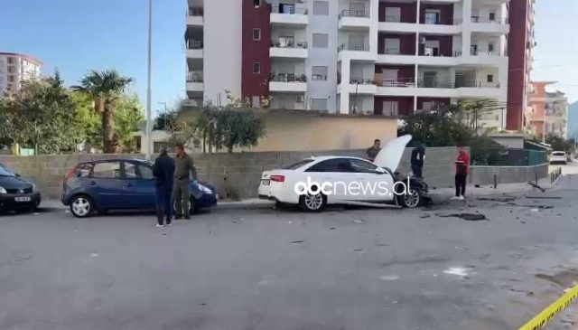 FOTO/ Shpërthim me eksploziv në një automjet në 03.00 të mëngjesit. Kush është pronari i “Audit” në Vlorë?