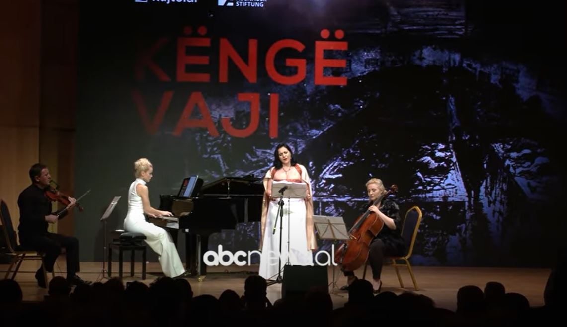 Koncerti “Tingujt e kujtesës”, homazhe për fatin tragjik të viktimave të komunizmit
