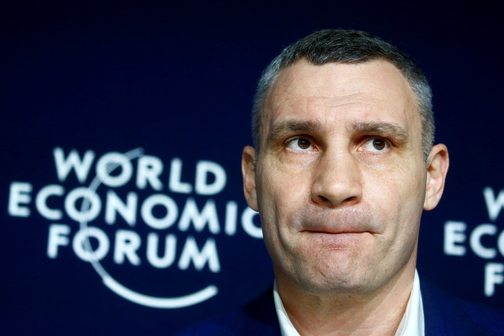 Kryebashkiaku Klitschko: Rusia ende shpreson të marrë në kontroll Kievin