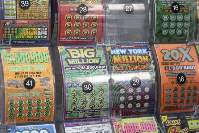 Australiania fiton 100 mijë dollarë pasi burri e merr biletën e lotarisë nga mbeturinat