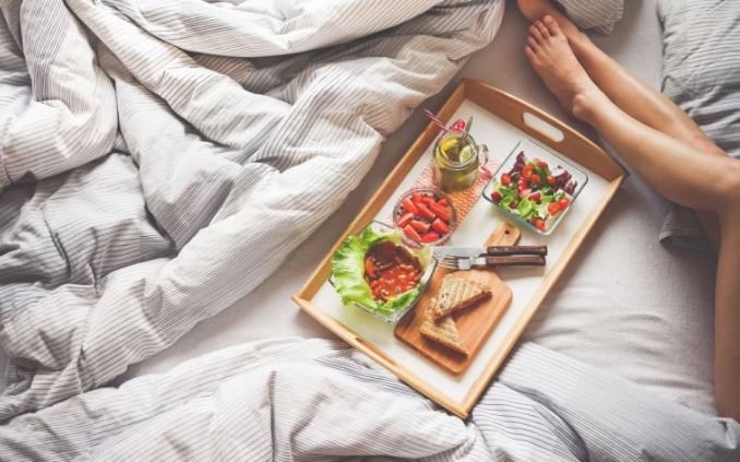 Përveç të qenit i shëndetshëm, mëngjesi ndihmon të luftoni dhe këtë problem që i prek të gjithë