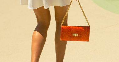 Ngjyra më e gjallë e sezonit është portokallia, mënyrat kryesore për ta veshur gjatë verës