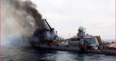 Forcat ruse përpiqen fshehurazi të largojnë marinarët e vdekur nga anija e mbytur “Moskva”