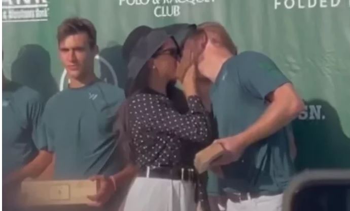Puthja e Meghan Markle dhe Princ Harry bën xhiron e rrjetit
