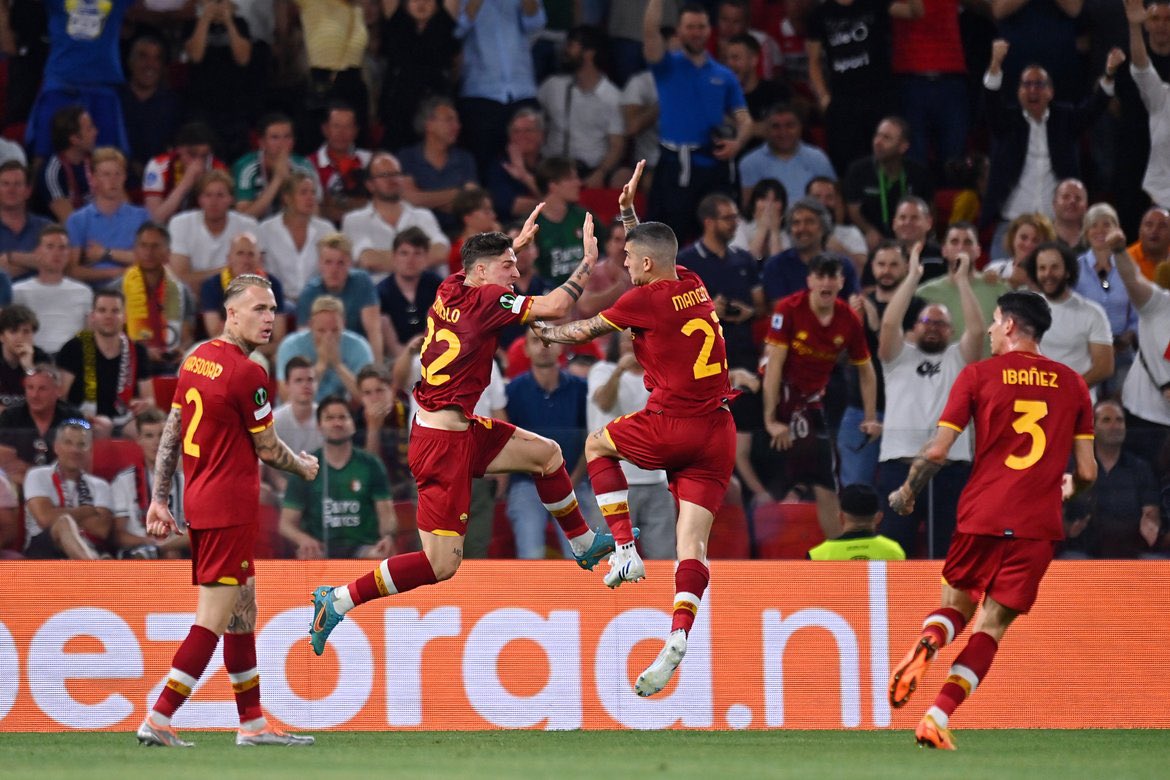Roma dhe Mourinho në histori, fitojnë në Tiranë trofeun e parë europian