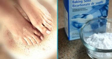 I fërkoni këmbët me sodë buke, rezultati do t’ju befasojë
