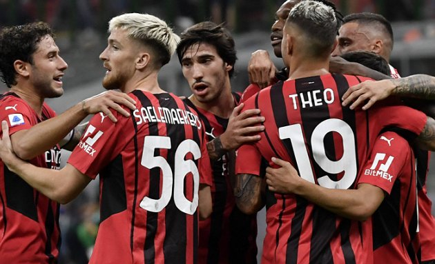 Lufta me Interin për titull drejt fundit, si shpallet kampion Milani pas një dekade