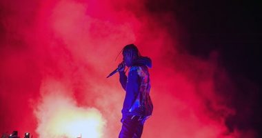 Humbi fëmijën pas tragjedisë në festivalin Astroworld, gruaja padit reperin e njohur