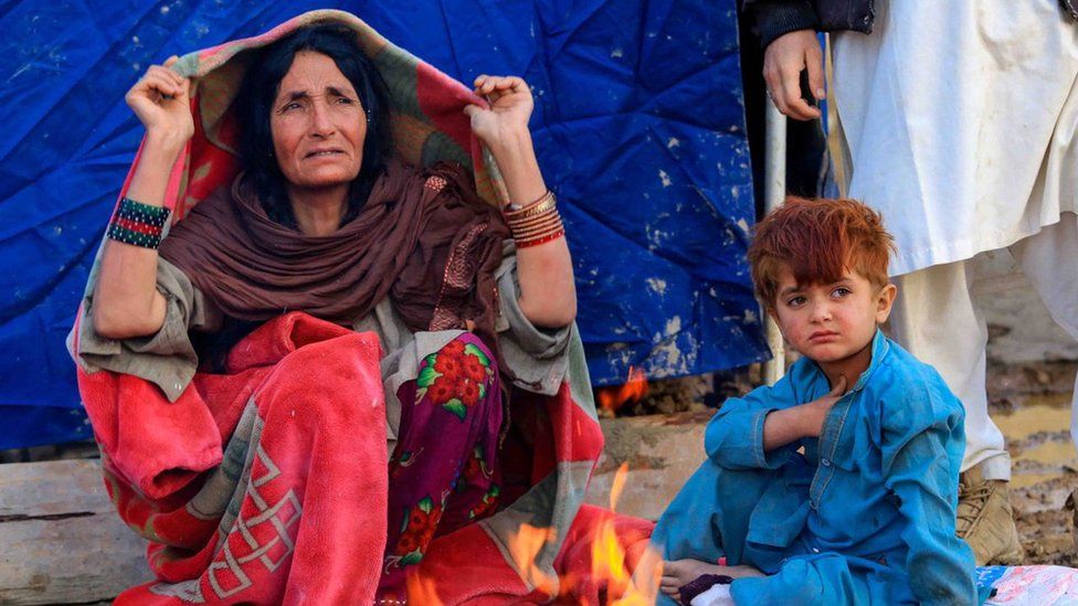 “Kam humbur 19 anëtarë të familjes”, mbi 1 mijë viktima nga tërmeti në Afganistan, mes tyre shumë fëmijë