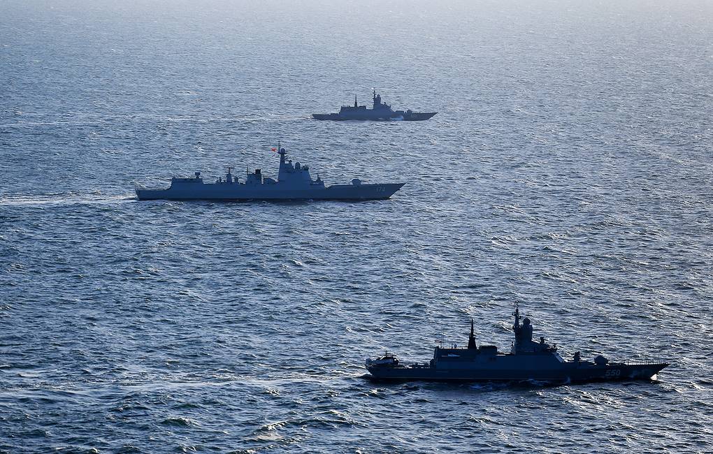 Flota ruse nis stërvitjet në Paqësor, 40 anije luftarake të përfshira