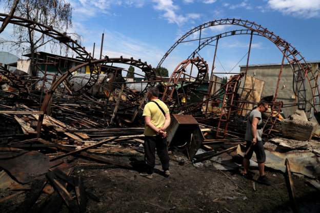 Rusia bombardon Kharkivin, Ukraina: 2 civilë të plagosur