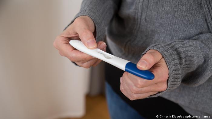 DW: Fundi i një neni absurd, Gjermania liberalizon ligjin për abortin