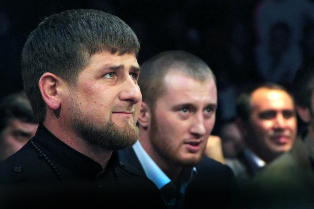 Kadyrov paralajmëron për herë të fundit Zelenskyn të dorëzohet dhe “kërcënon” ushtarët ukrainas