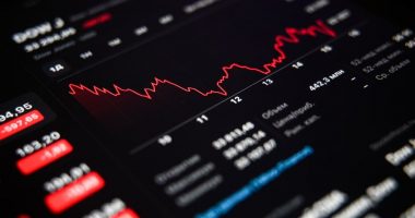 SHBA ndalon shtetasit amerikanë të blejnë aksione dhe obligacione ruse