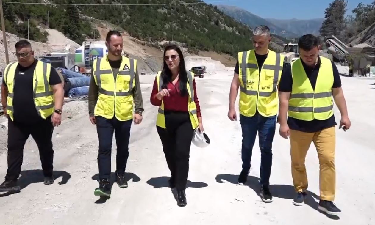 Balluku: Punimet në tunelin e Skërficës janë drejt fundit