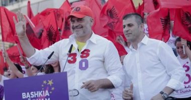 Artan Hoxha zbulon “kurthin”: Si ia drodhën  Kajmakut