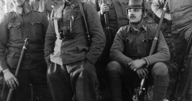 Historia e ushtarit hungarez që u qëllua në kokë dhe nuk fjeti për 40 vite