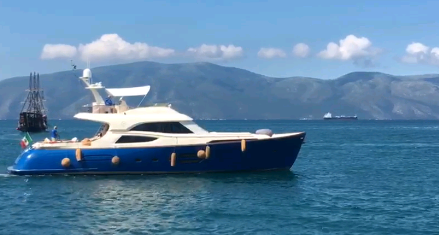 Yacht with Italian tourists sinks in Vlora coast