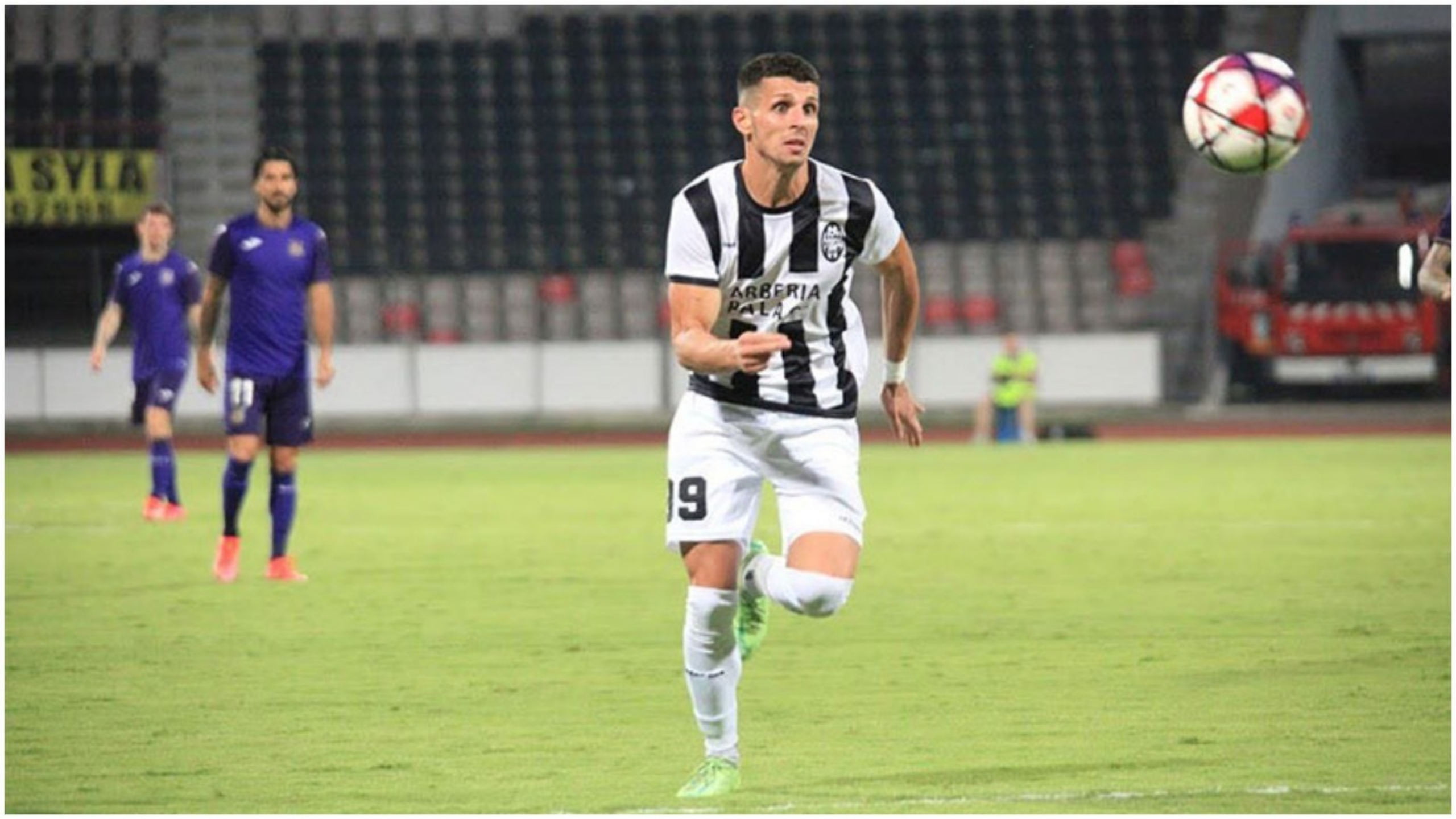 8 golat këtë sezon bindën Laçin, sulmuesi vazhdon me kurbinasit