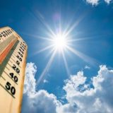 I nxehti afrikan, termometri shkon sot 40 gradë