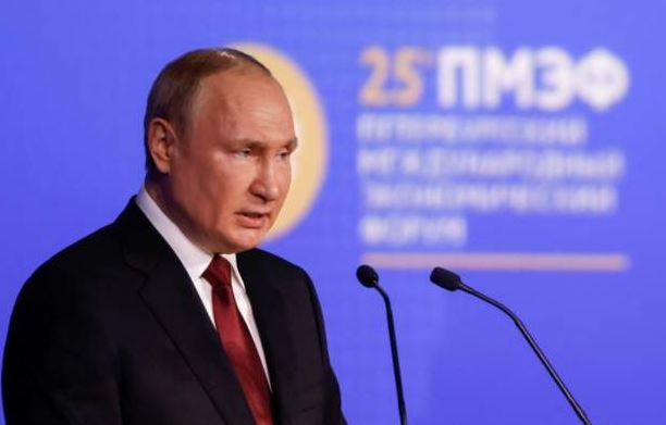 Putin: Rusia do të përgjigjet nëse NATO ngre infrastrukturën ushtarake në Finlandë dhe Suedi