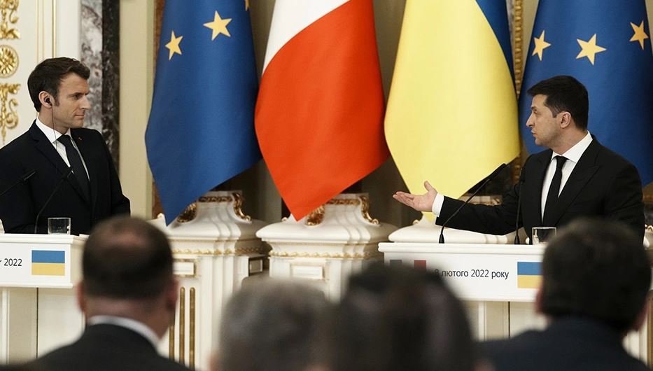 “S’do ta poshtërojmë Rusinë,” Zelensky i ashpër me Macron: Nëse do të jesh lider, sillu si i tillë