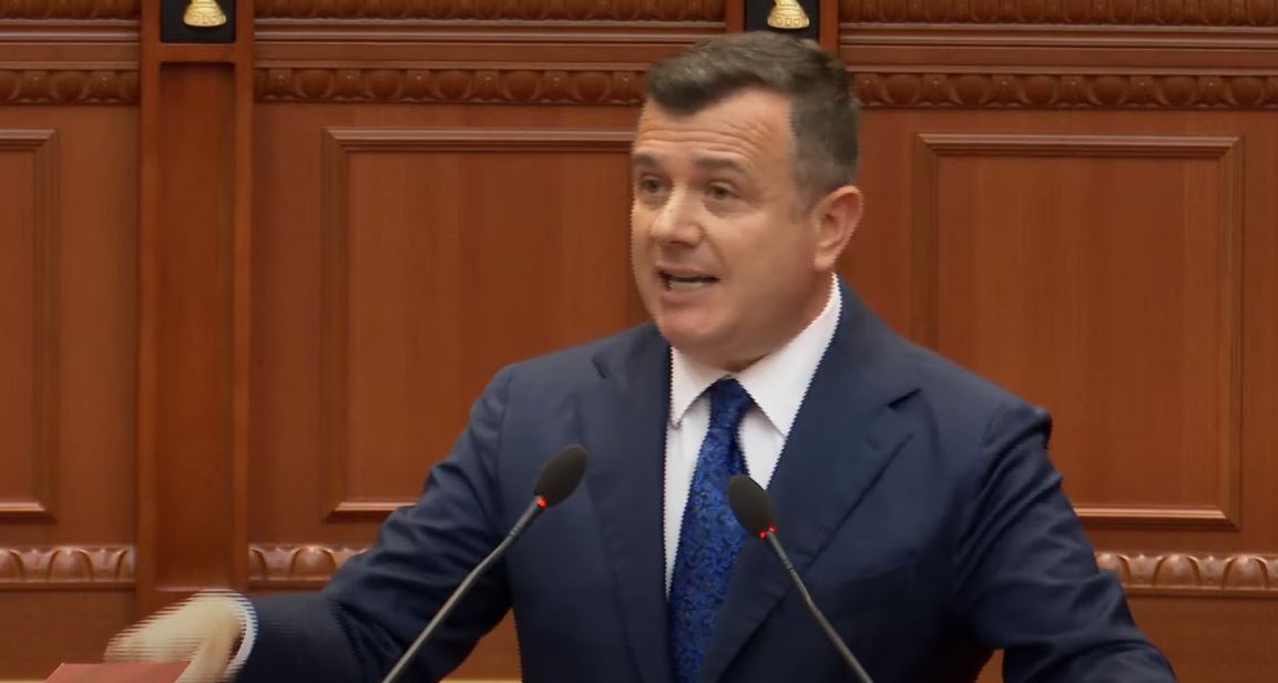 “Ku e keni heroin e heshtur të Astirit”, Balla thumbon opozitën: I lini gjërat në mes të rrugës, e keni sëmundje