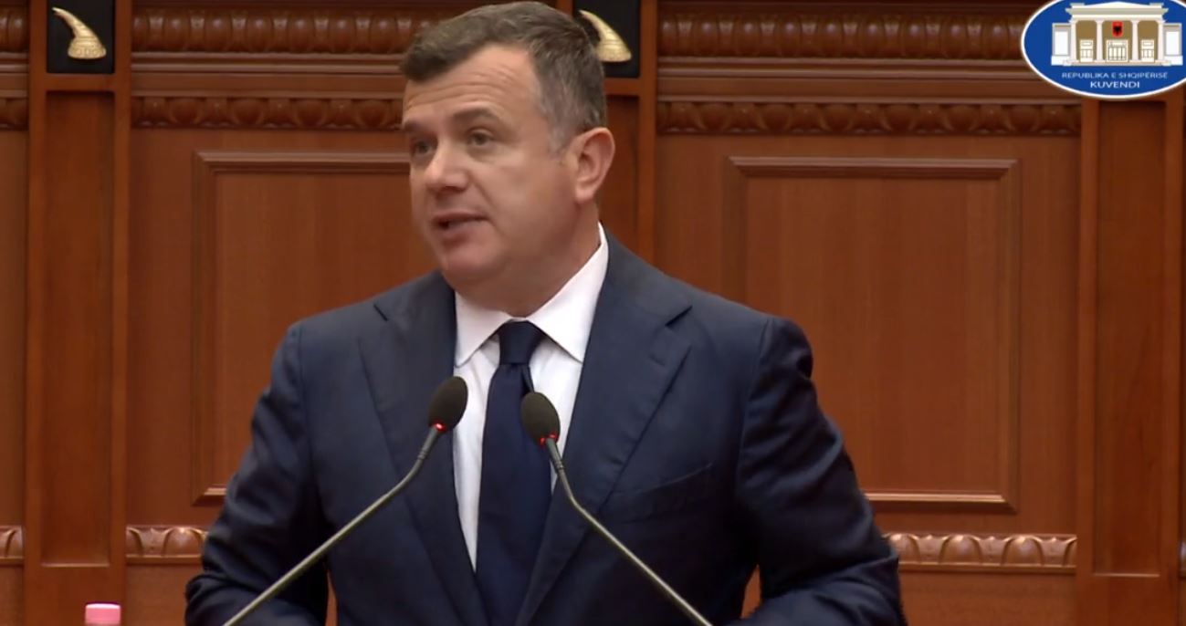 Akuzat e opozitës, Balla: Edhe Shqipëria bllokoi qiellin për Lavrovin, harrojeni se do ngjallni Berishën