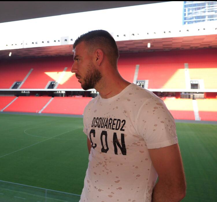 Mesazhi i fortë i Zguros për të rinjtë: Ndiqni ëndrrën, një ditë mund të bëheni futbollist profesionist dhe t’i tregoni të kundërtën