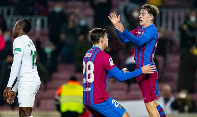 Barcelona pranon një gabim në negociatat me Gavin