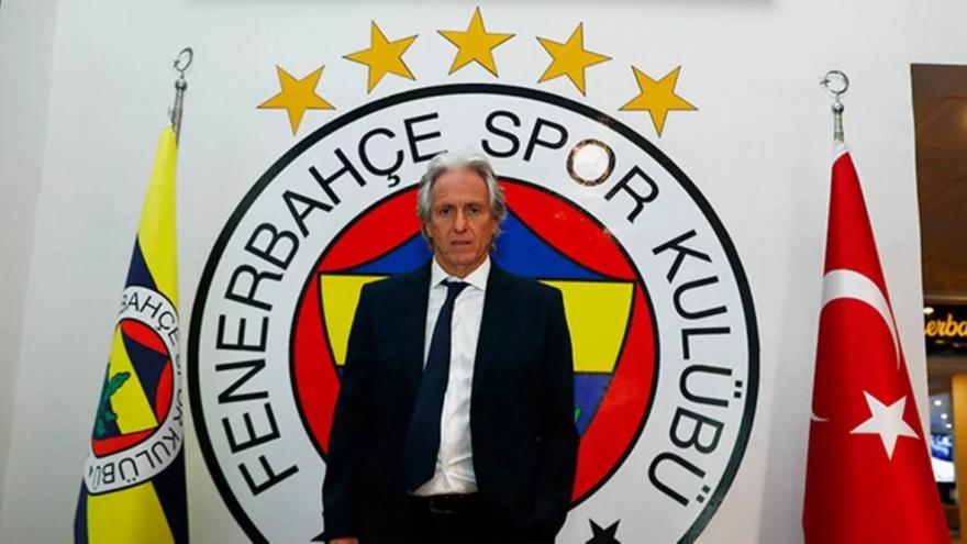 Trajneri i ri i Fenerbahçe vendos fatin e Ozil