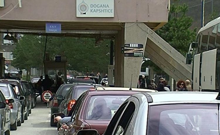 DEVOLL/ Me çantat plot kanabis drejt Greqisë, arrestohen 2 persona nga policia kufitare