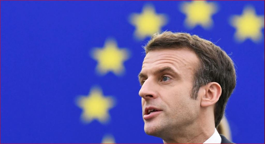 Macron i gatshëm të ndërmjetësojë një zgjidhje midis Shkupit dhe Sofjes