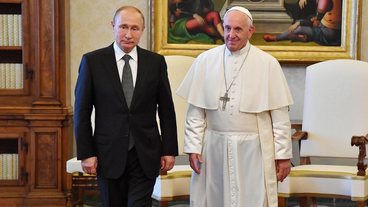 Papa Francesku: Lufta ruse në Ukrainë “ndoshta e provokuar” nga NATO