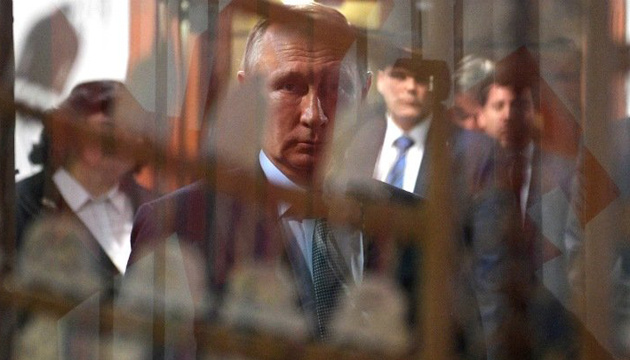 Putin dha miratimin, del telefonata e ushtarit rus: Nuk na dënojnë po plaçkitëm në Ukrainë