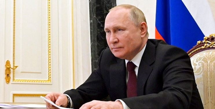 Putin: Qeveria duhet të mbështesë industrinë vendase të makinave