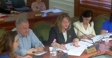 Rakacolli: Mjekët dhe infermierët nuk ikin në Gjermani për pagë