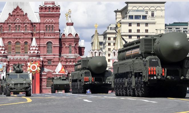 Alarm në Perëndim, Rusia njofton stërvitje me raketa bërthamore