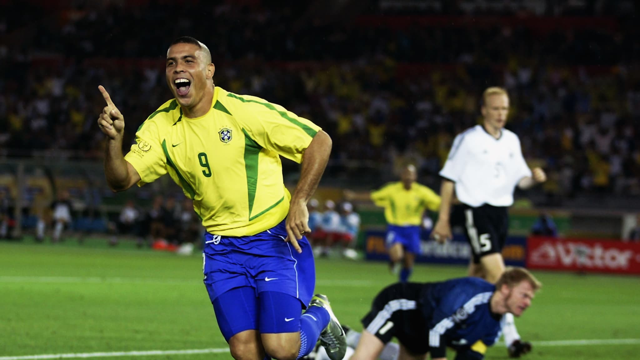 Si sot 20 vite më parë, “Fenomeni” dhe Brazili i tij “fundosën” Gjermaninë në finalen e Kupës së Botës