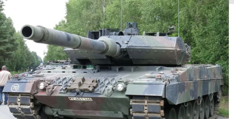 Spanja i ofron Ukrainës raketa kundër ajrore  dhe tanke