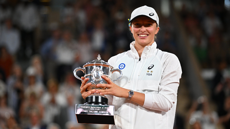 Swiatek nuk zhgënjen në Roland Garros për femra, mposhti Cori Gauff dhe konfirmohet numri 1 në botë