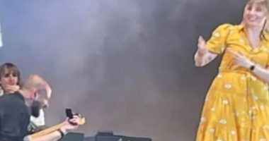 Momenti emocionues, djali ndërpret koncertin e Maneskin dhe i propozon të dashurës