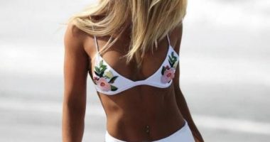 FOTO LAJM/ Koha e plazhit, doni të dukeni më të dobëta? Rrobat e banjos që ju propozon abcnews.al