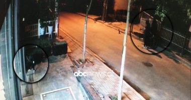 VIDEO/ Momenti kur i vendoset lëndë plasëse servisit në Tiranë