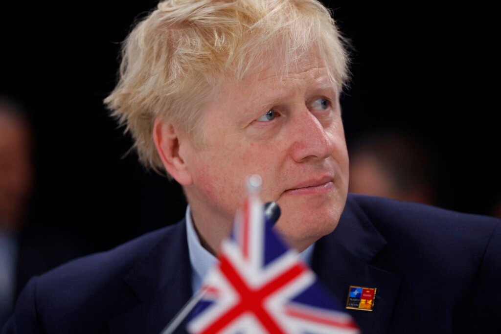 Rritet vlera e paundit dhe aksioneve në Britani pas dorëheqjes së Johnson-it