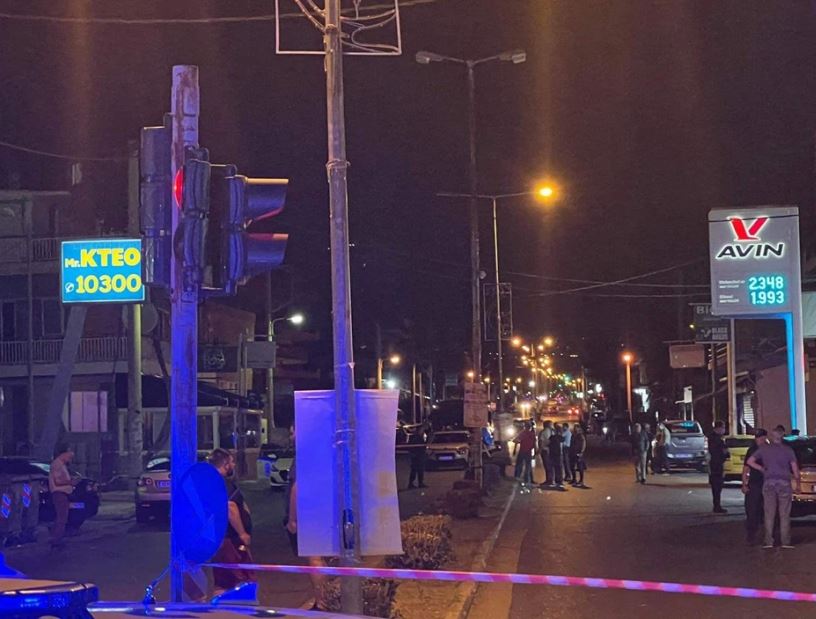 Përgjaken rrugët e Athinës: Shqiptari vret shoferin e një makinë, plagos dy policë dhe në fund eliminohet nga efektivët