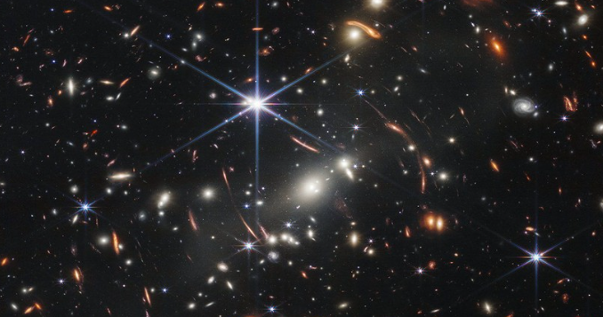 “Universi i porsalindur,” super teleskopi i NASA-s sjell pamje nga galaksitë që deri më sot nuk mund të arriheshin
