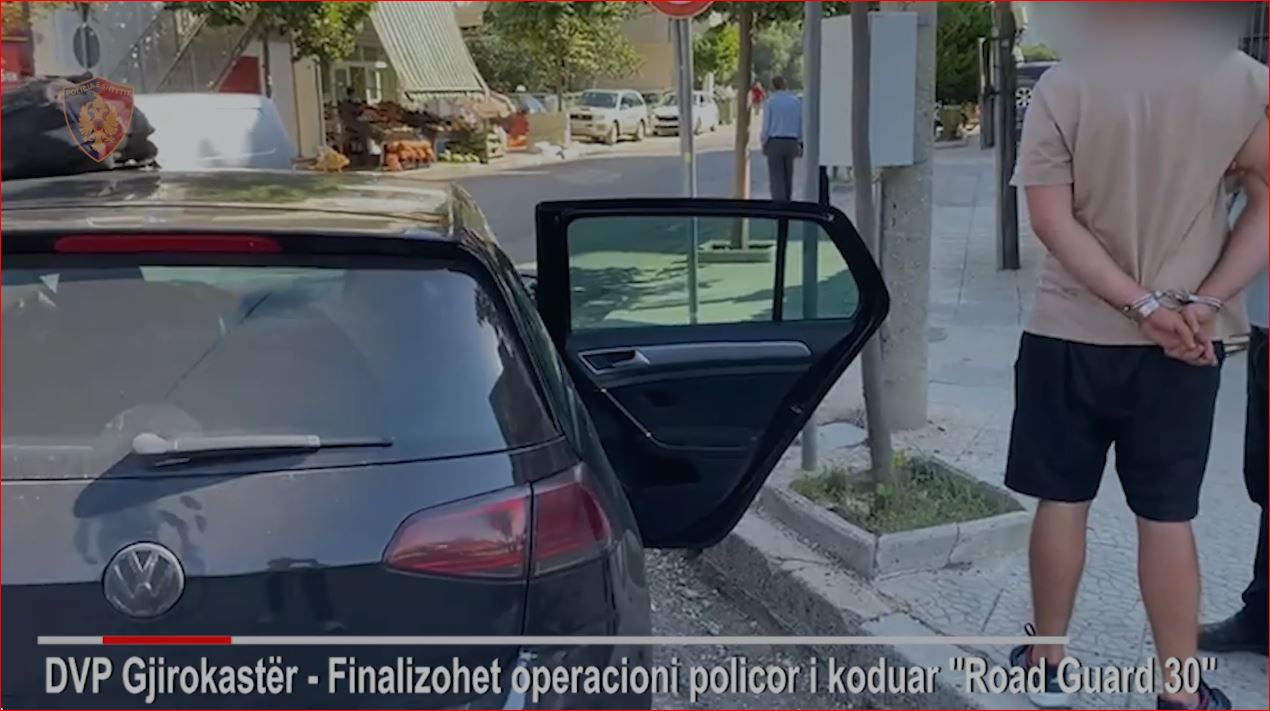 Po transportonte emigrantë të paligjshëm, arrestohet 20-vjeçari kosovar në Gjirokastër