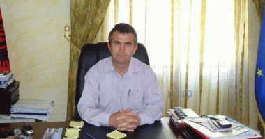 Dha leje për panele diellore në toka bujqësore/ SPAK dërgon për gjykim ish kryebashkiakun e Divjakës, Fredi Kokoneshi